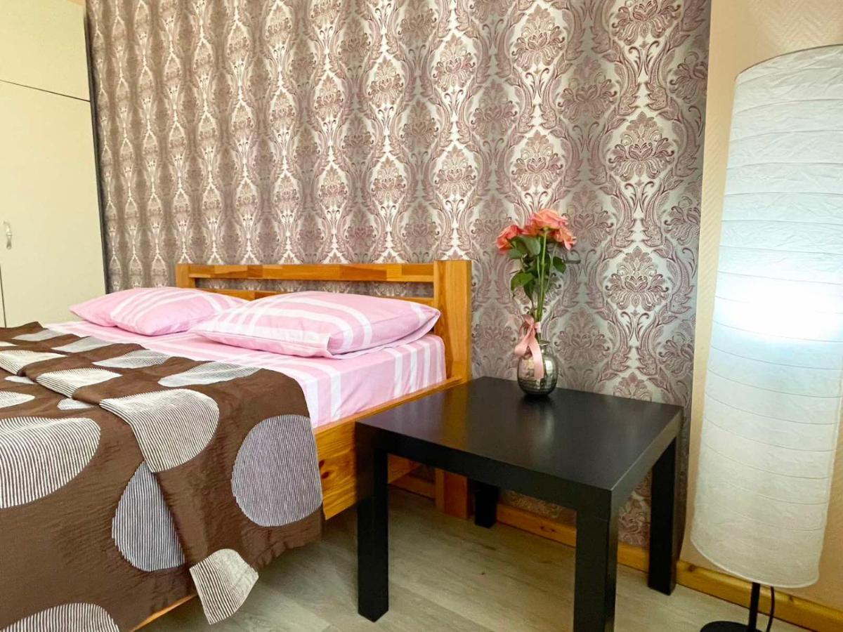 Крехівська 5,Апартаменти В Центрі, Дві Спальні Lviv Ngoại thất bức ảnh