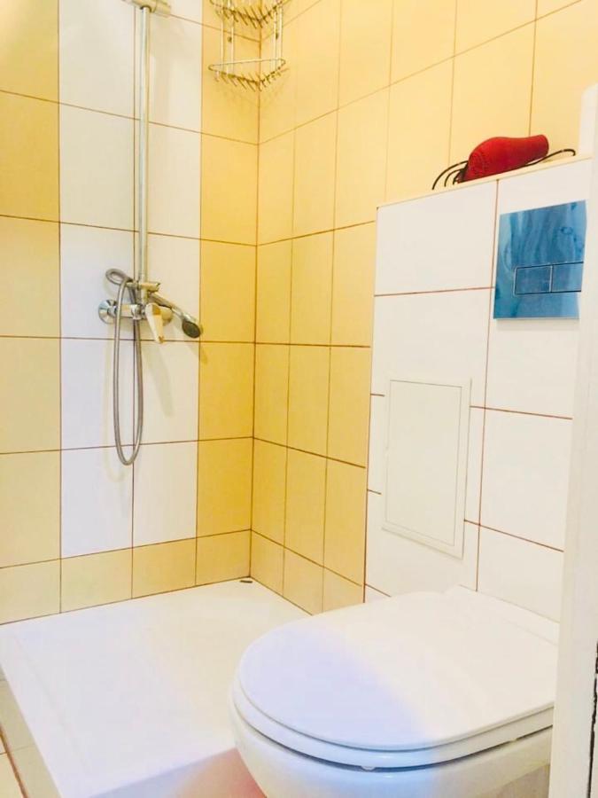Крехівська 5,Апартаменти В Центрі, Дві Спальні Lviv Ngoại thất bức ảnh